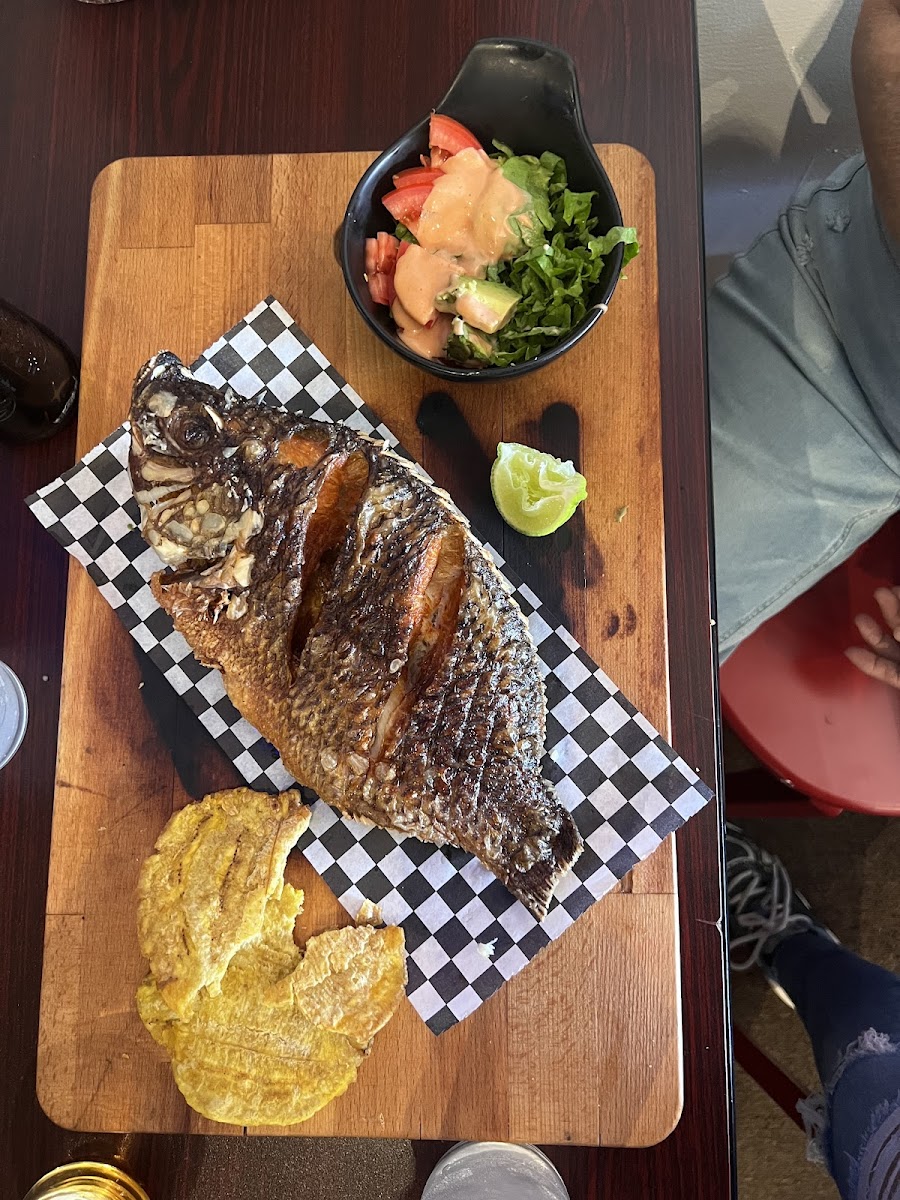La Terraza Grill & Bar-8