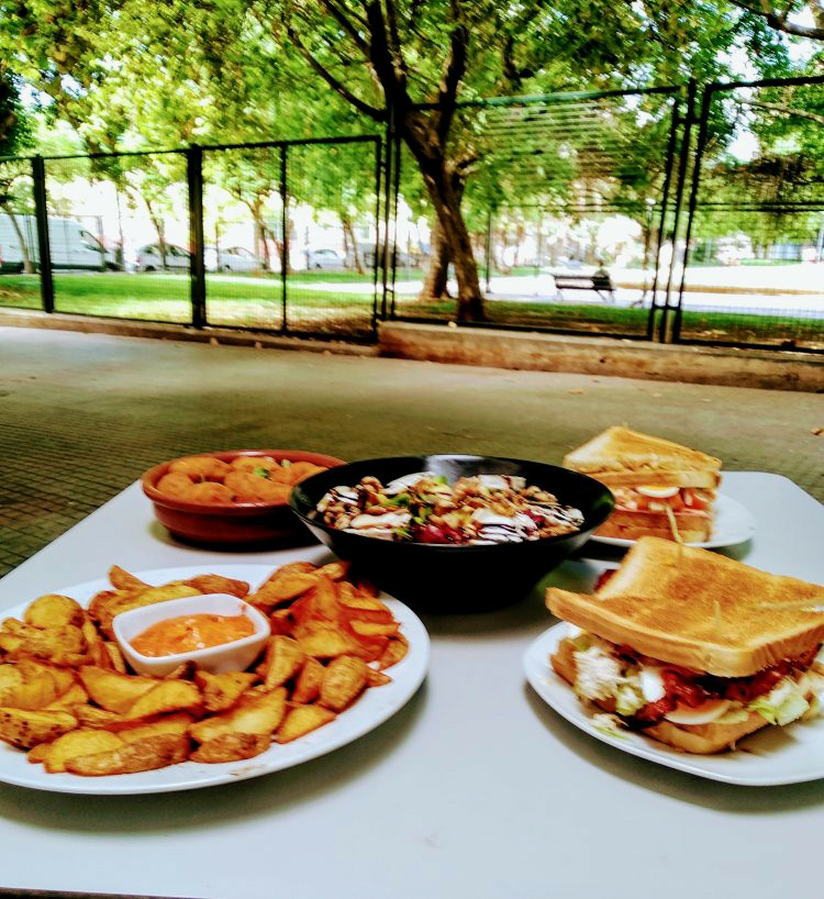 La Tertulia Del Parque-6