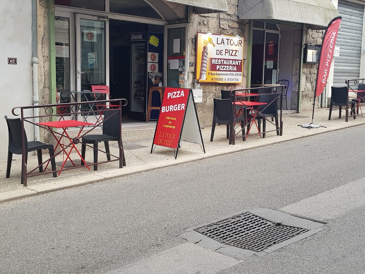 La Tour De Pizz