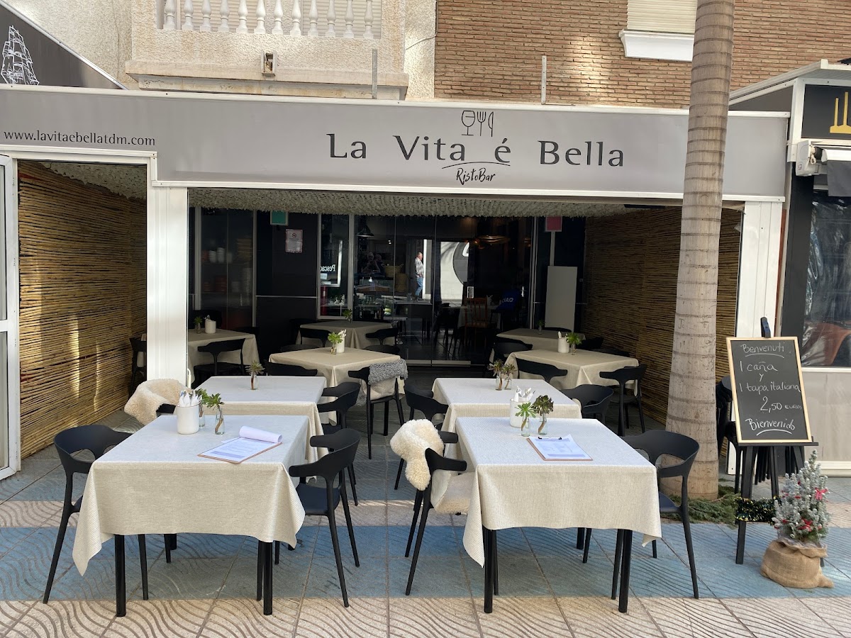 La Vita É Bella