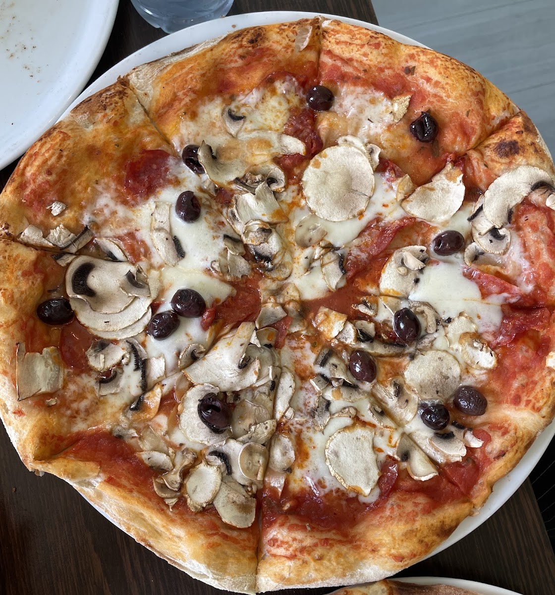 La Vita È Pizza-10