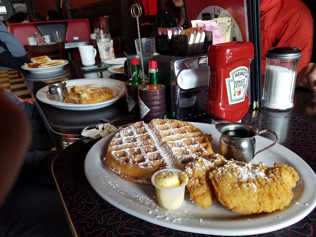 Labor Temple Diner & Bar-10
