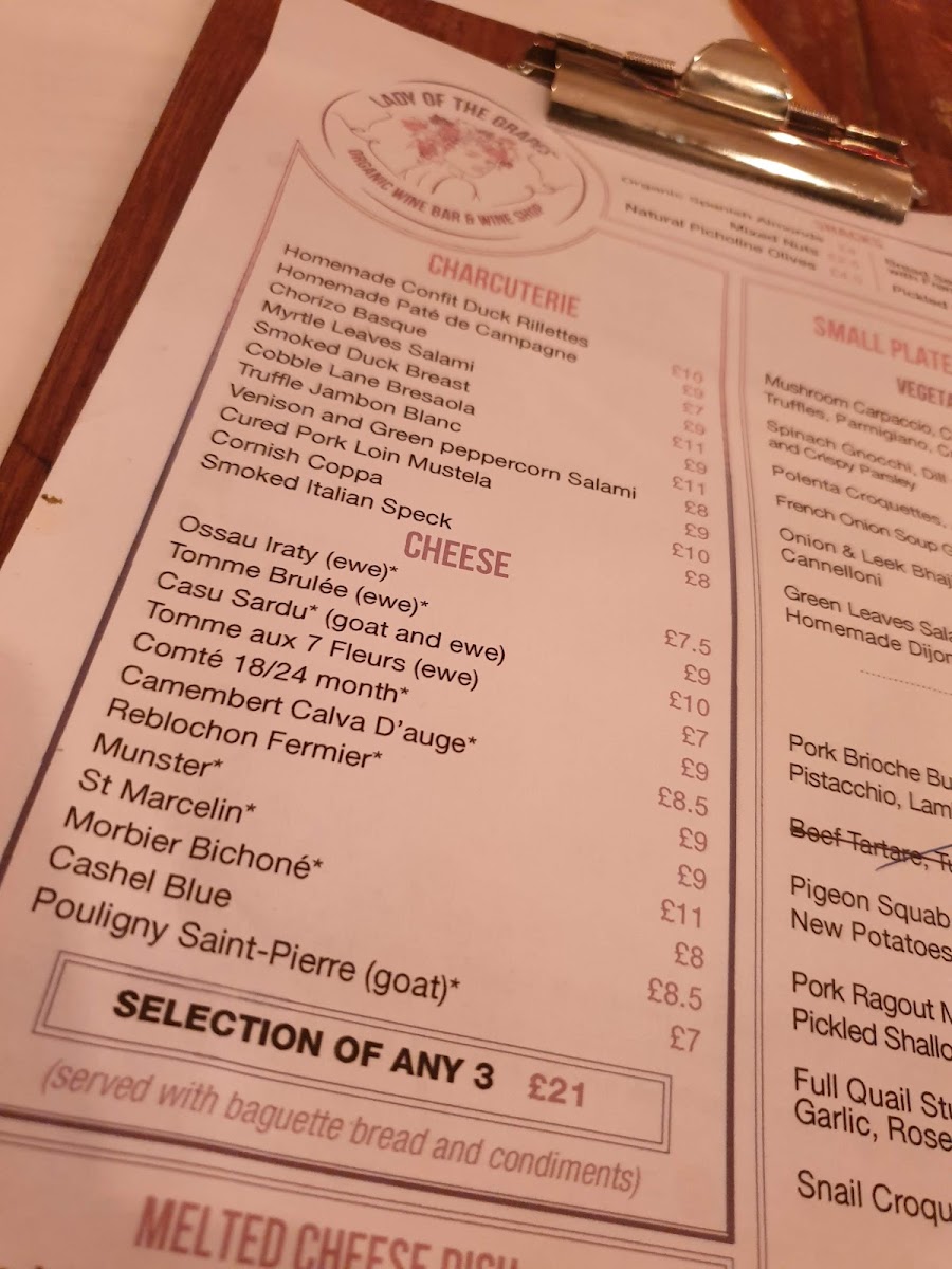 Menu Lady Of The Grapes-10