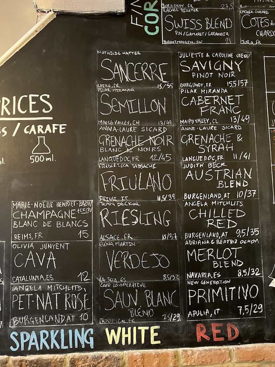Menu Lady Of The Grapes-7
