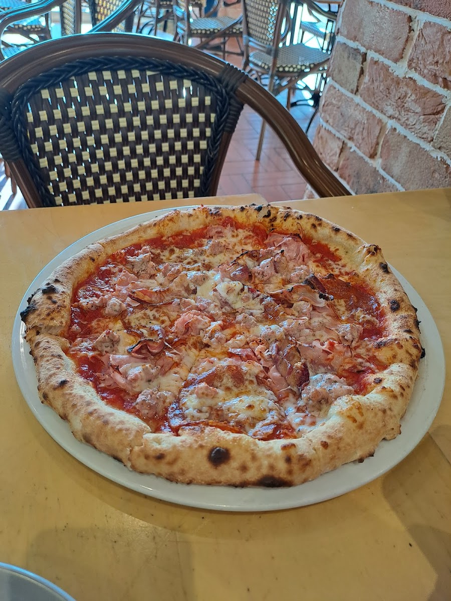 Lago Pizzeria-9