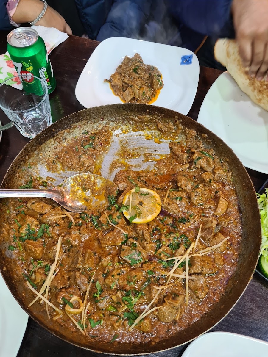 Lahore Qila Restaurant-8