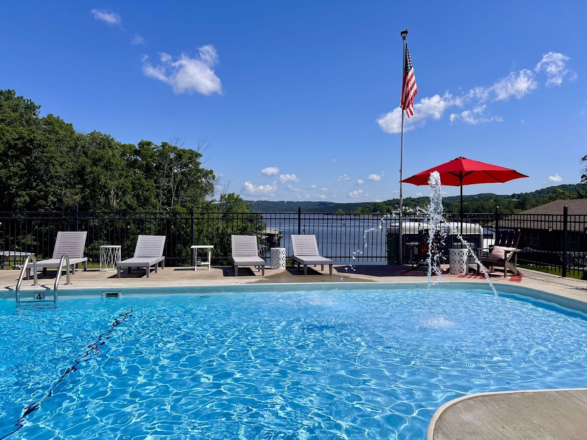 Lakeside Resort & Restaurant On Table Rock Lake-3