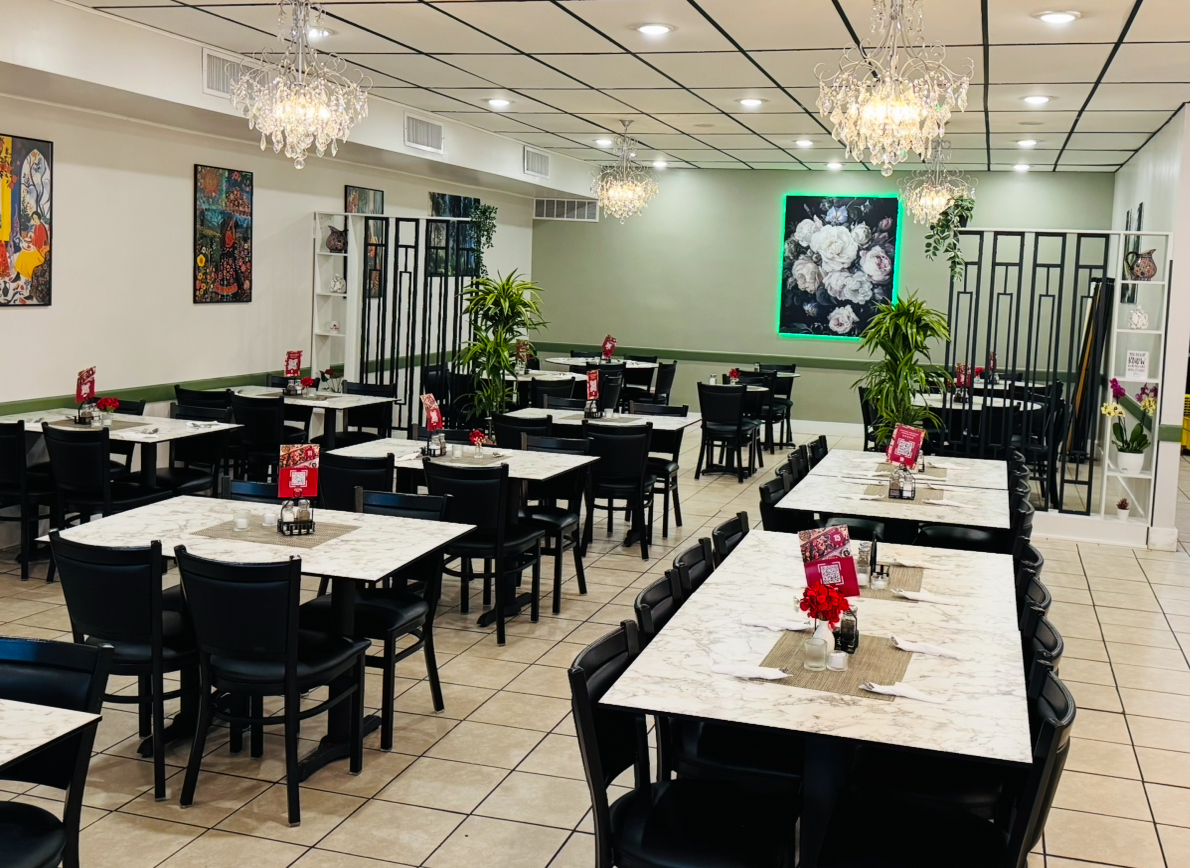 Lal Qila Afghan, Persian , Pakistani Mediterranean Cuisine