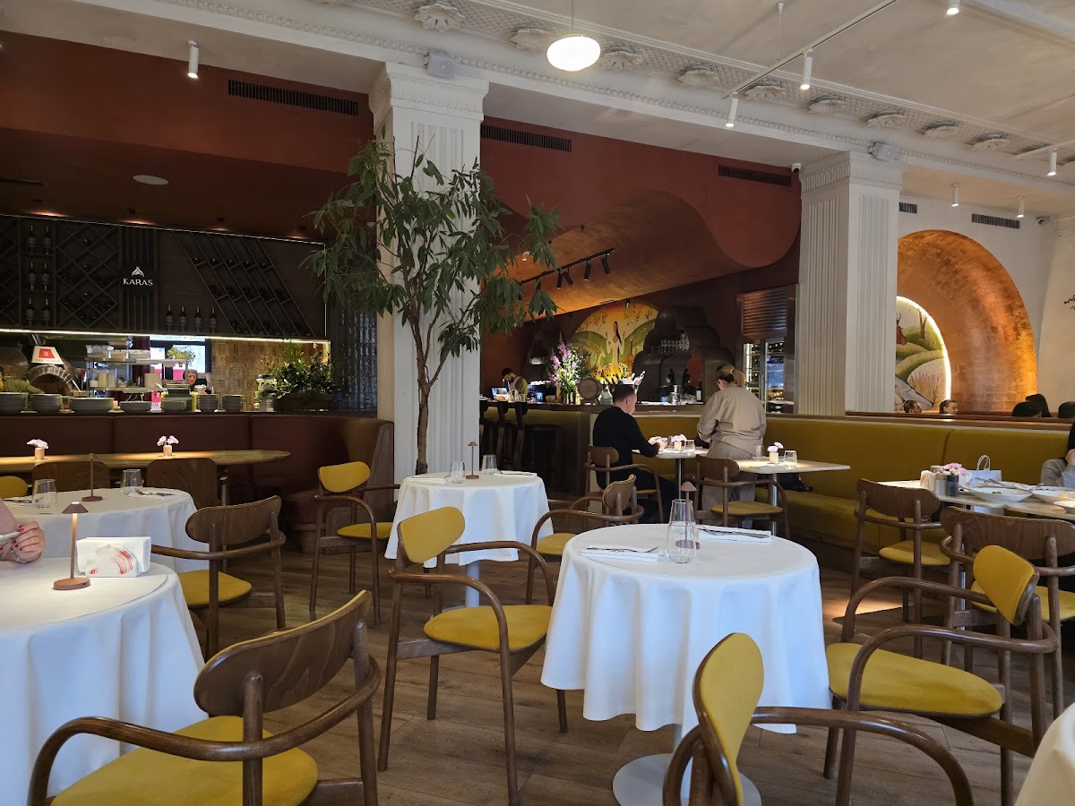 Lali - Kitchen & Bar-4