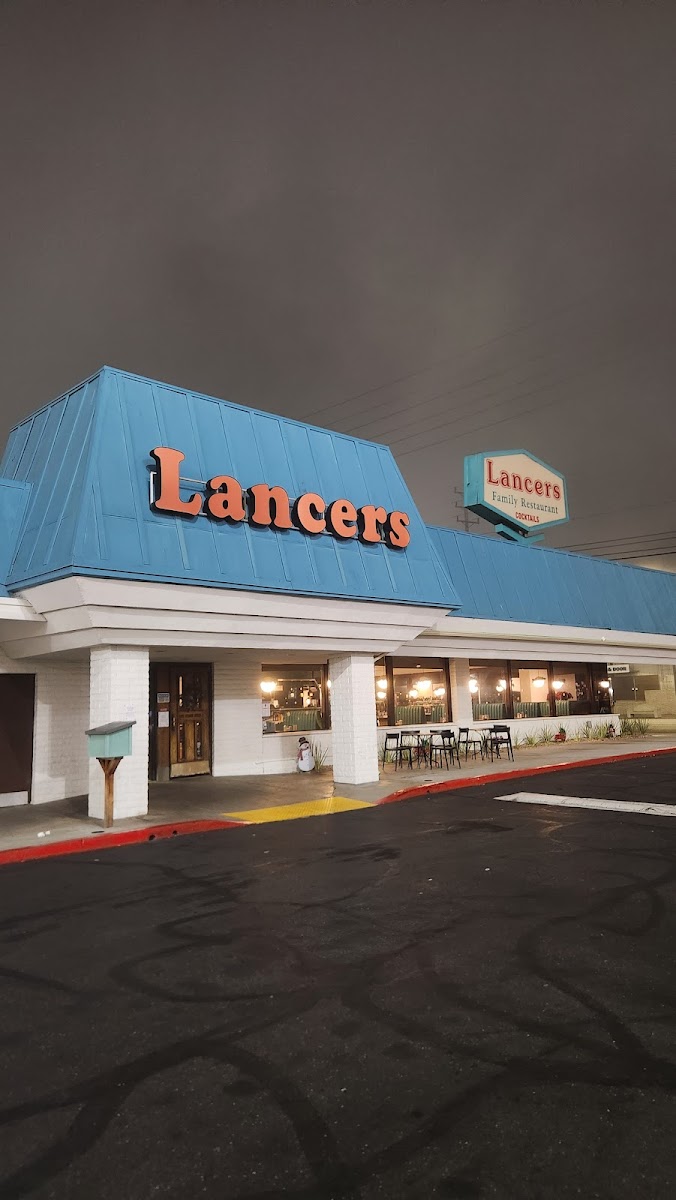 Lancers Family Restaurant-3
