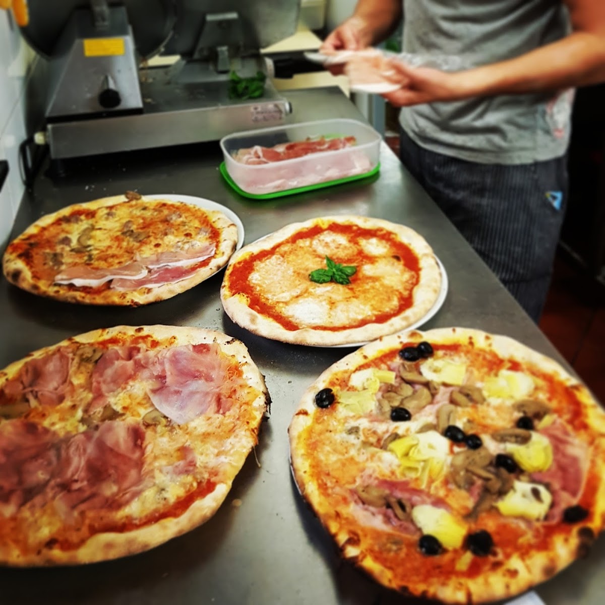 Lapo's Pizza & Drink-4