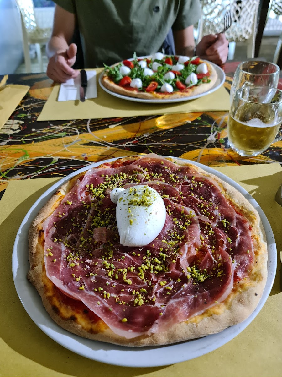 Lapo's Pizza & Drink-9