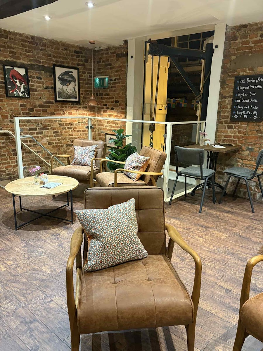 Larders Coffee Bar