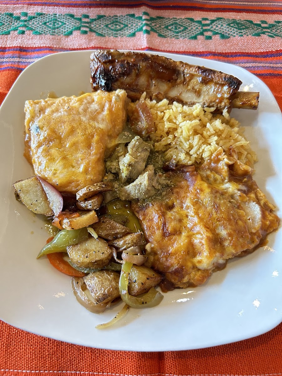 Las Flores Family Mexican Restaurant-7