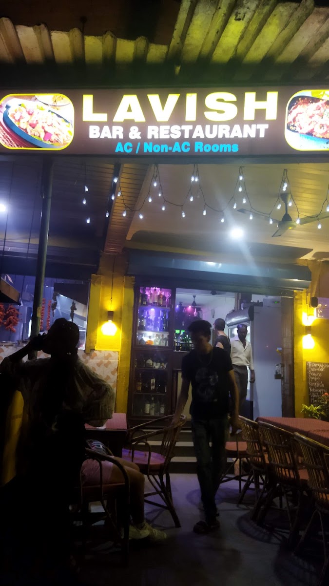 Lavish Bar & Restaurant