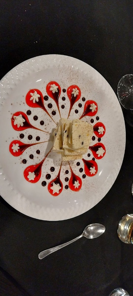 Laxmi's Tandoori Indian Restaurant-7