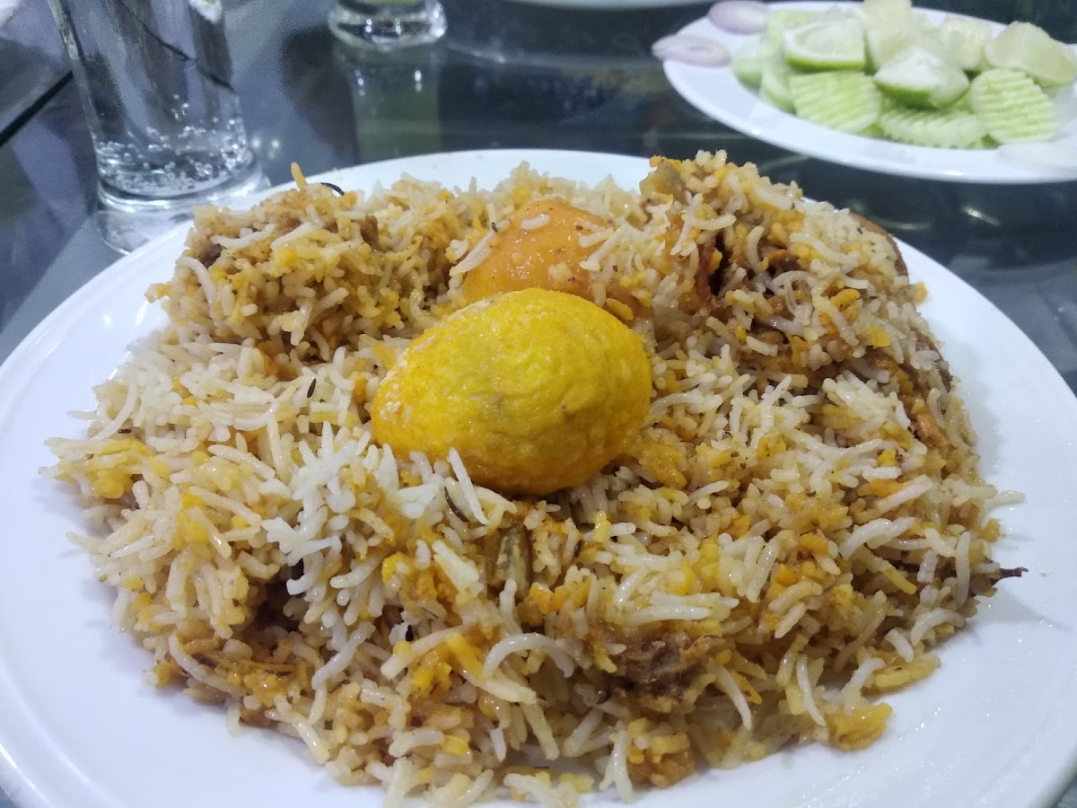 Lazeez Restaurant