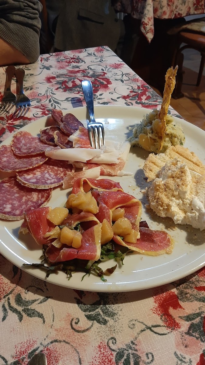 Le Bourg Chez Dede-7