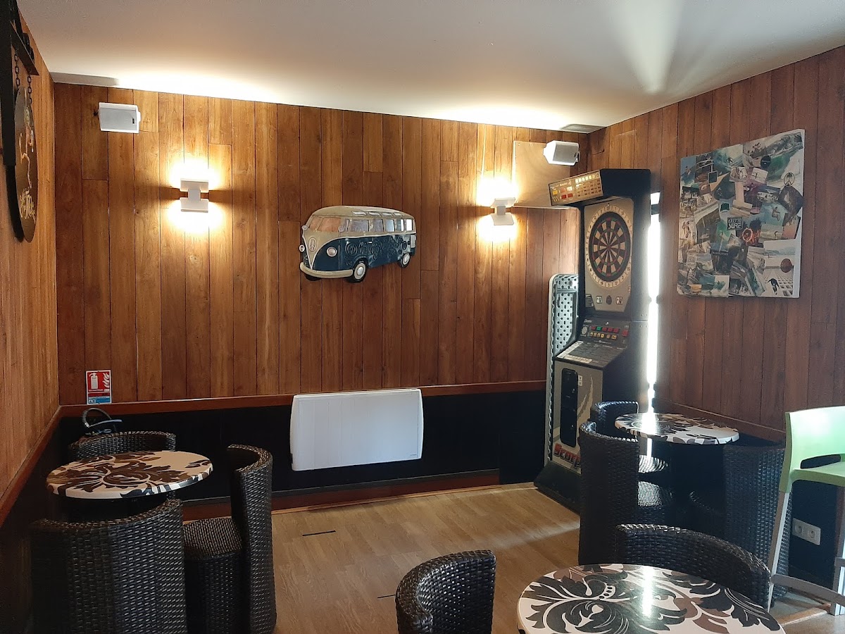 Le Café Dauphin-2