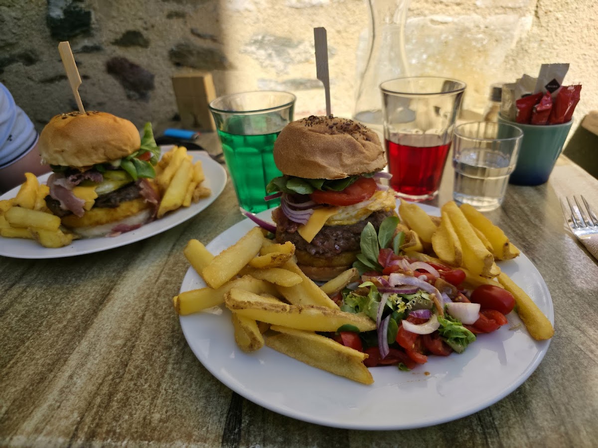 Le Cafe Du Miracle-2