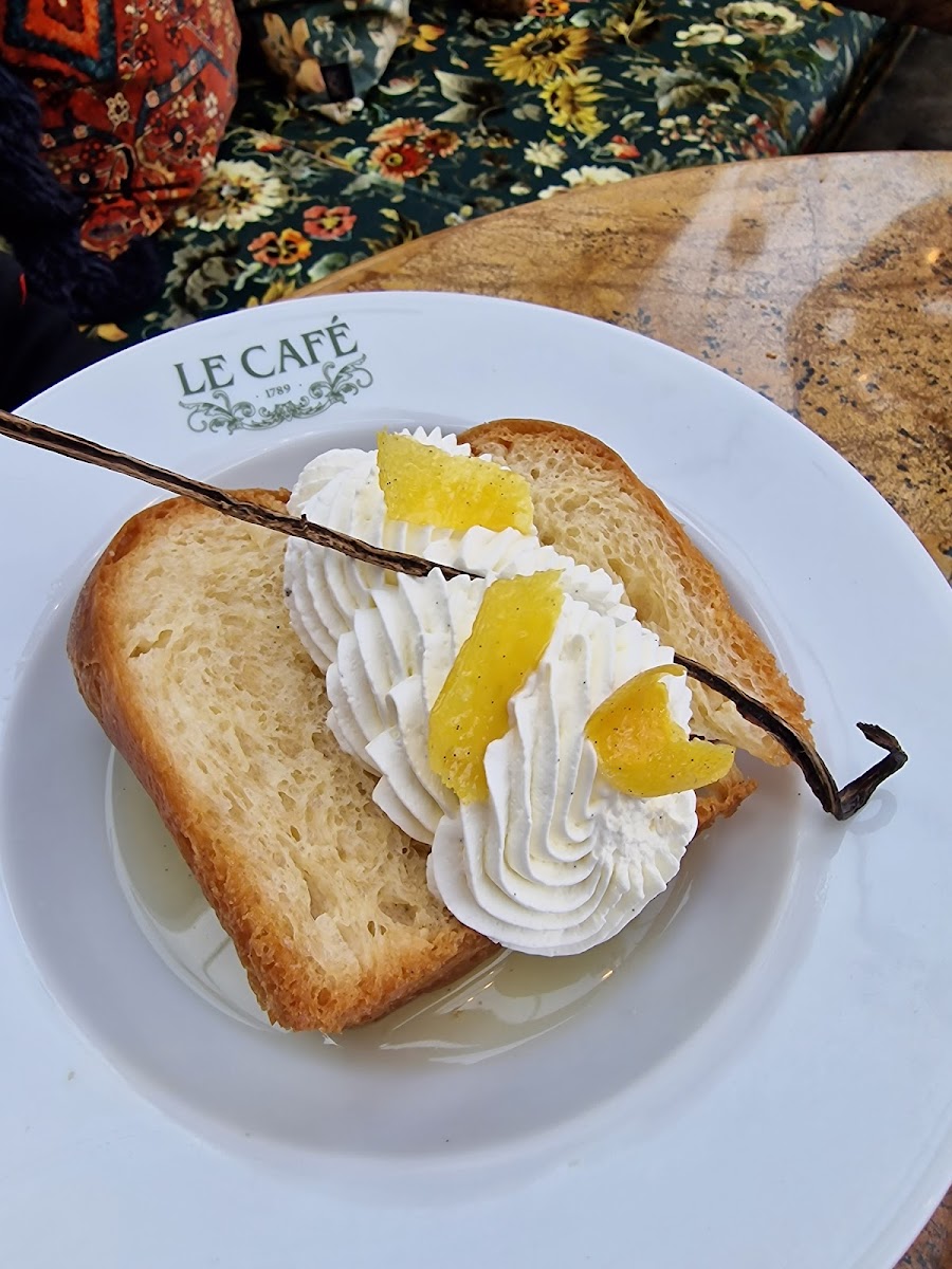 Le Café-9