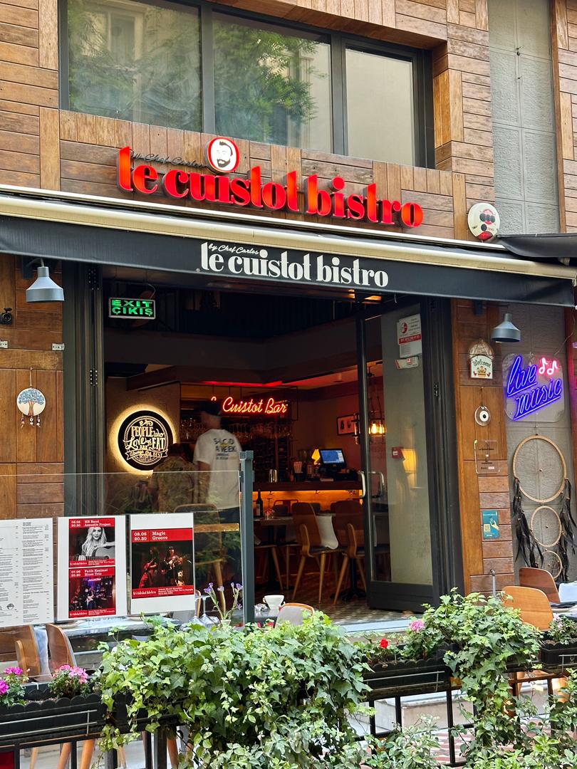 Le Cuistot Bistro By Chef Carlos