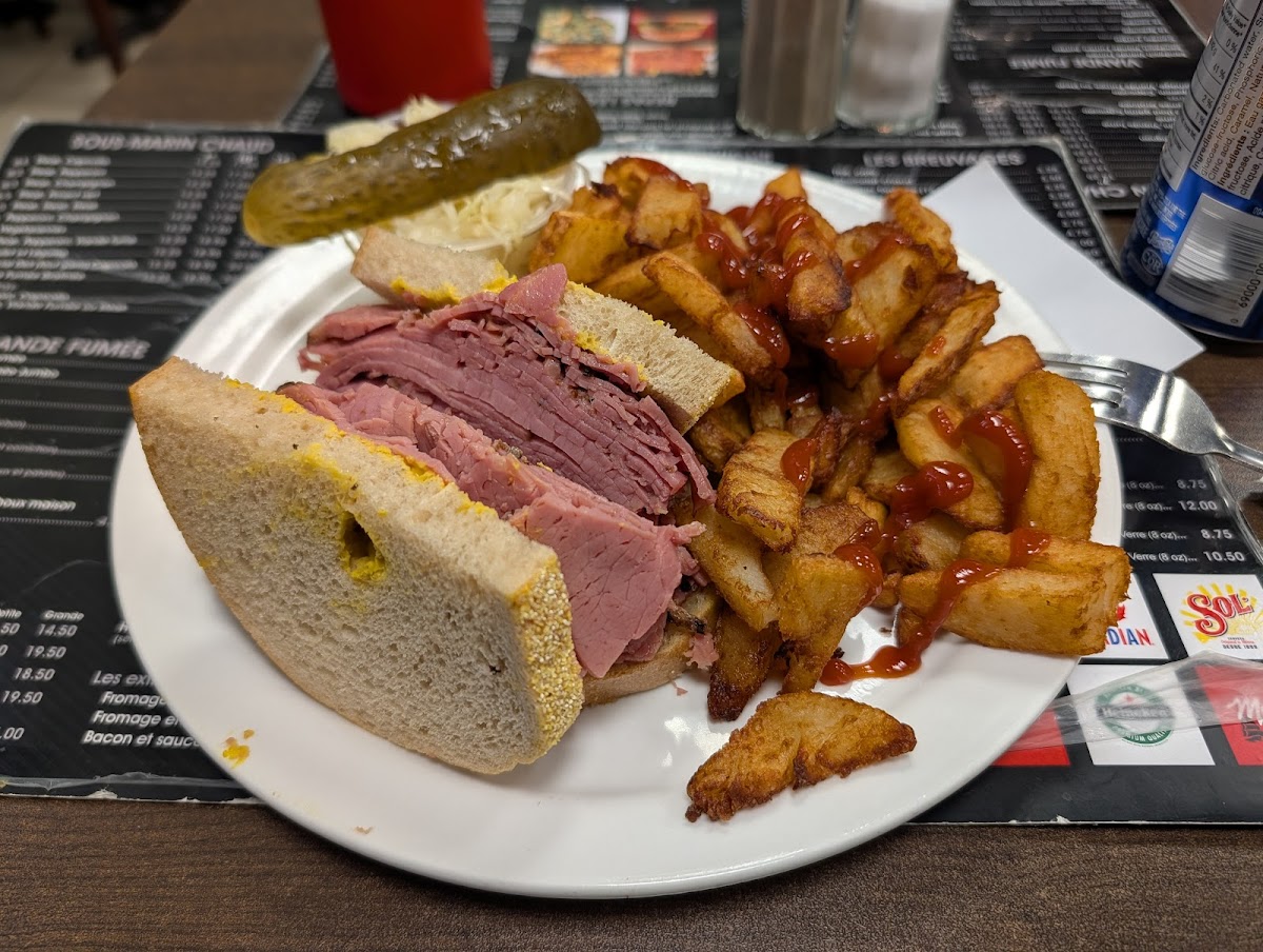 Le Deli 440-3