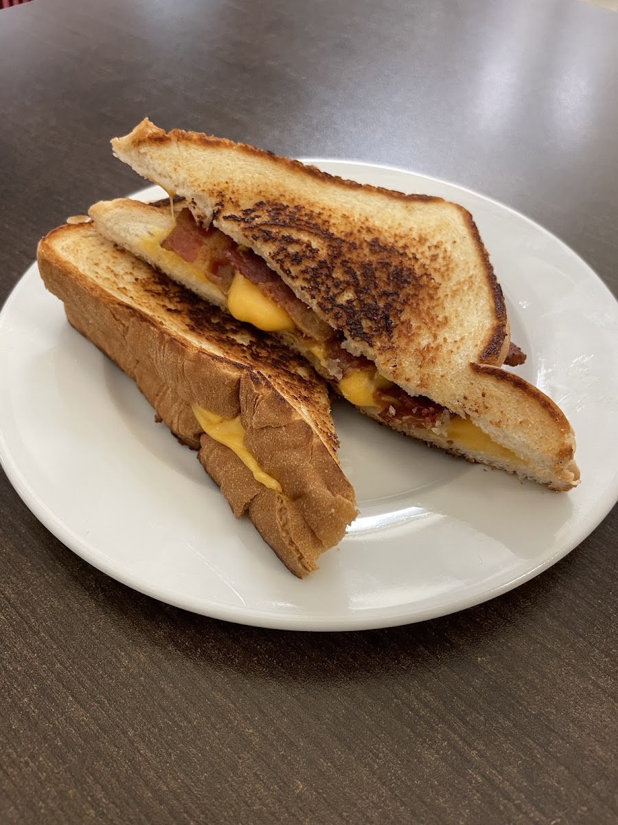 Le Deli 440-9