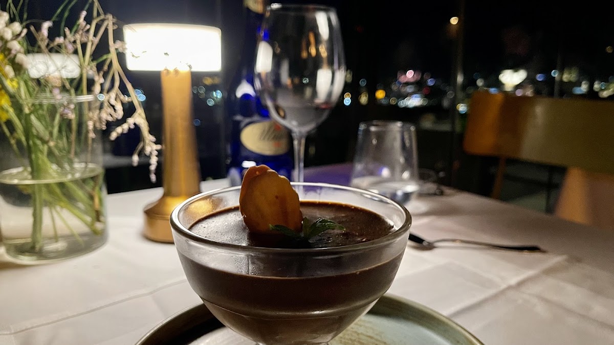 Le Fumoir At Georges Hotel Galata-5
