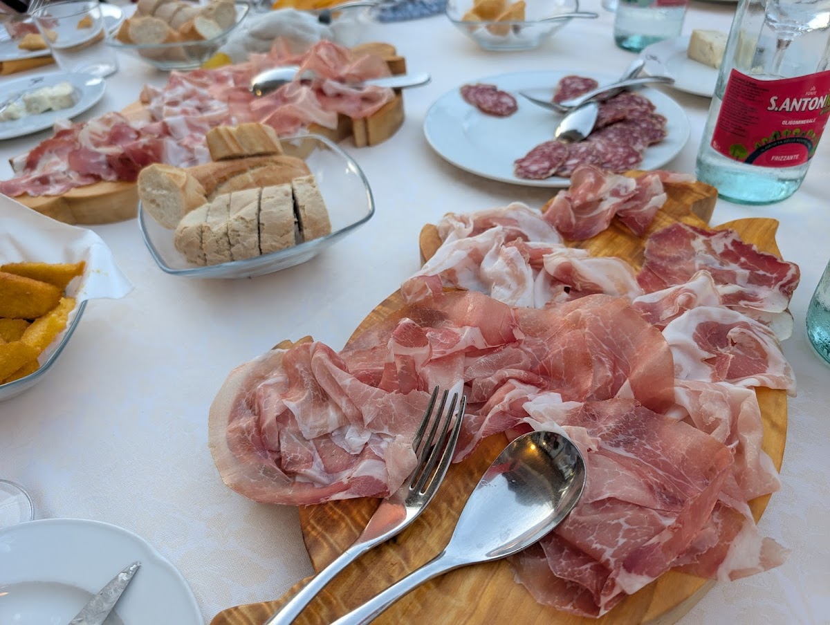 Le Ginestre Pighouse-2