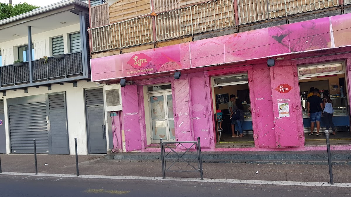 Le Glacier Moderne