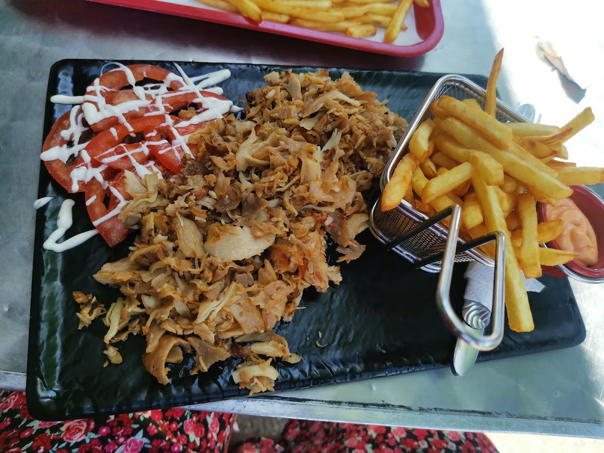Le Milk & Kebab-2