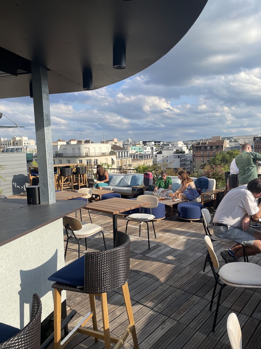 Le Parchamp Table, Rooftop & Bar-4