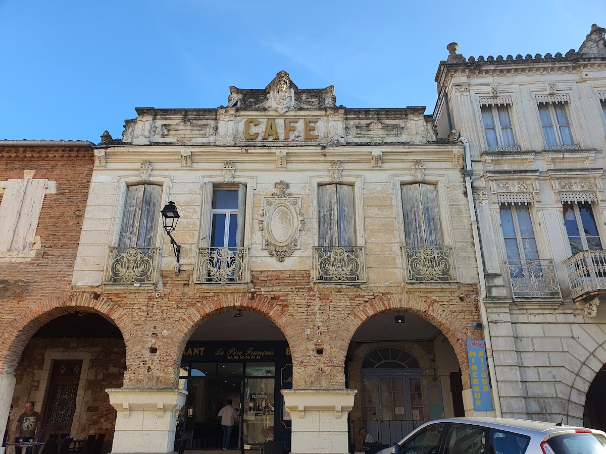 Le Pere Francois-3