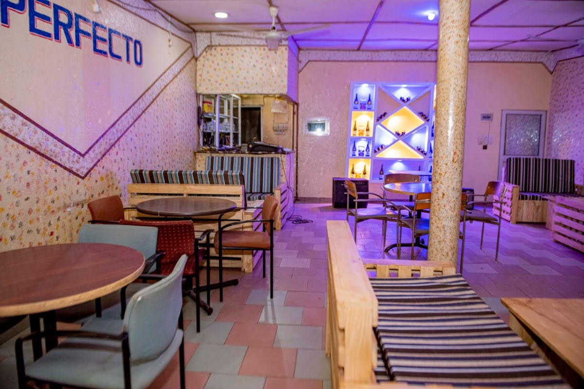 Le Perfecto (Restaurant-Bar)