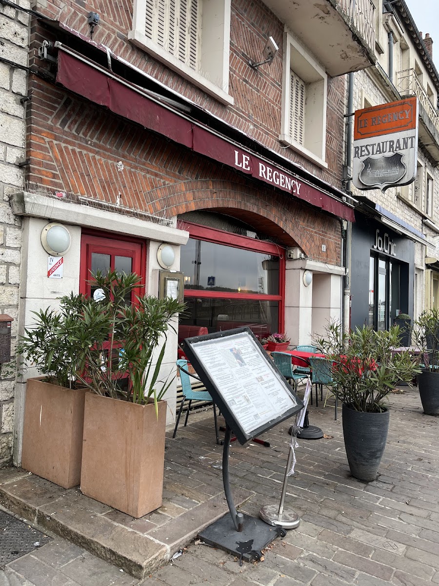 Le Regency
