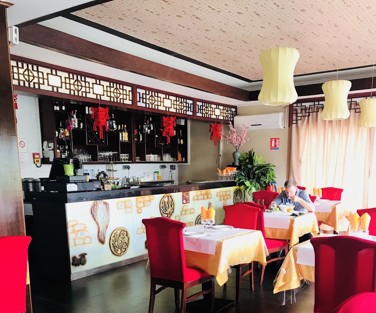 Le Restaurant Tang