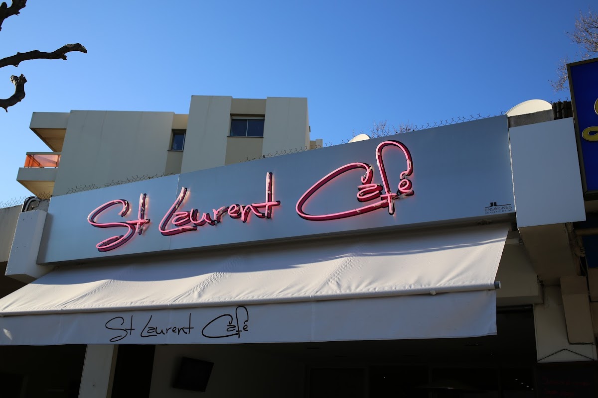 Le Saint-Laurent Café