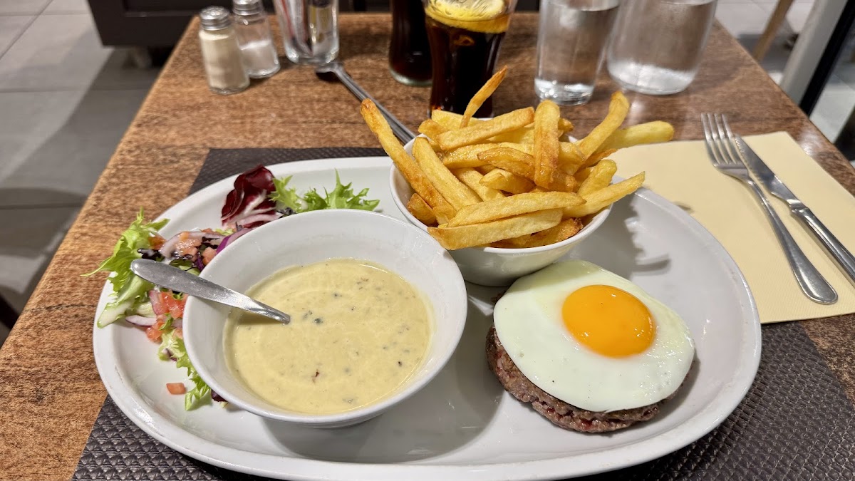 Le Saint-Laurent Café-3