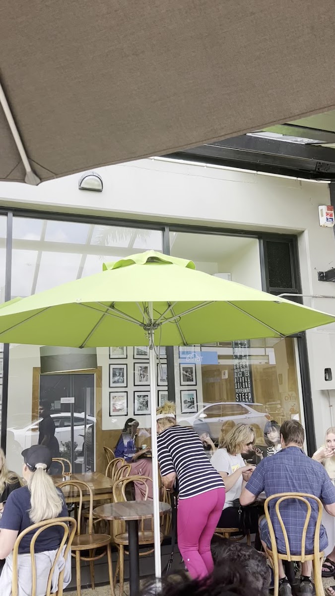 Leaf & Loaf Cafe & Salad Bar-2