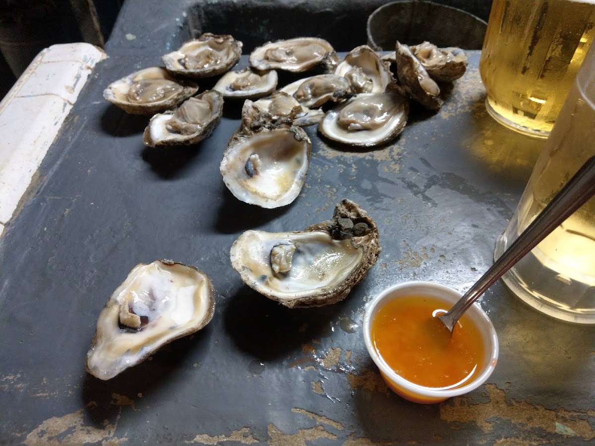 Lee & Rick's Oyster Bar-5