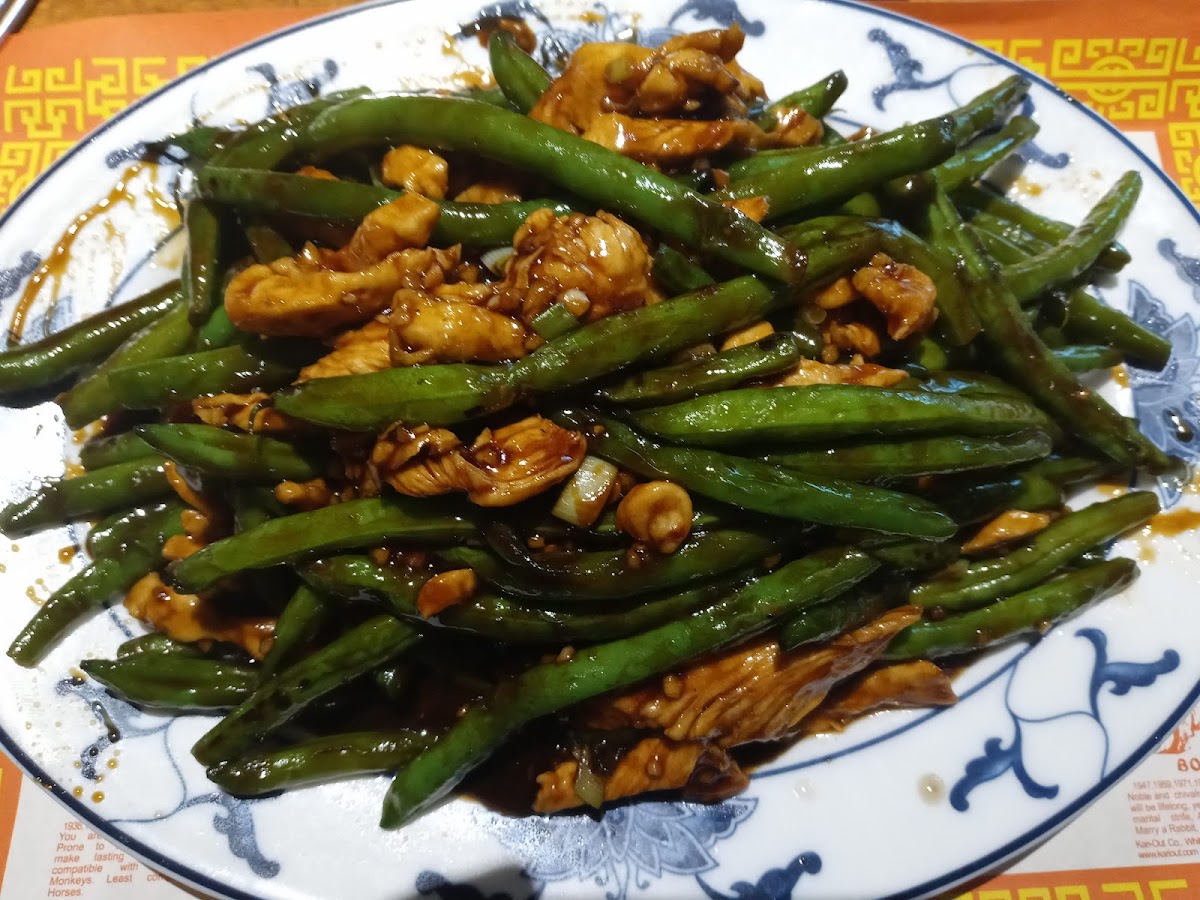 Lee's Chinese Restaurant & Lounge-10