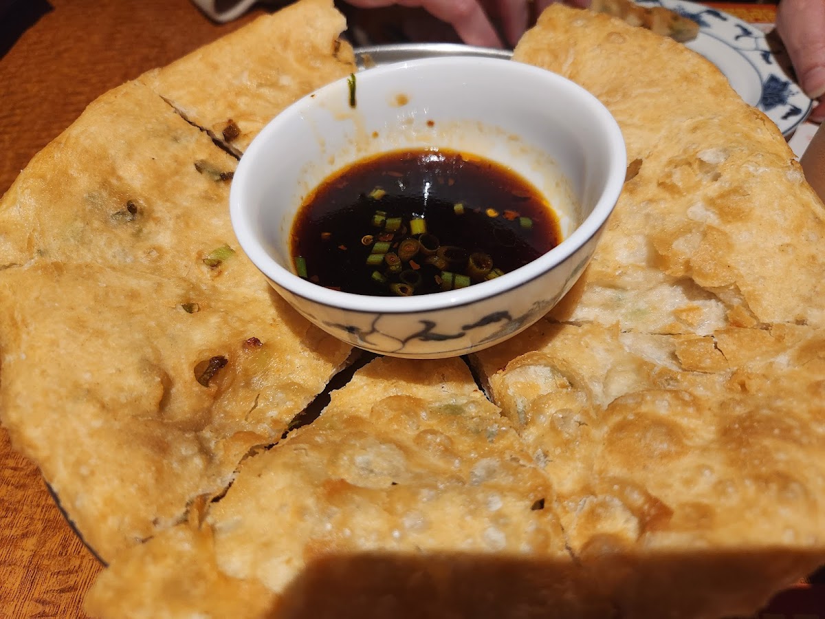 Lee's Chinese Restaurant & Lounge-7