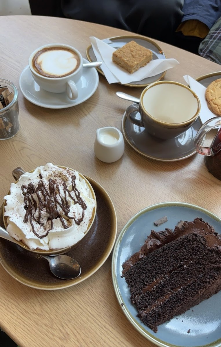 Lefteris Coffee & Tearoom-6