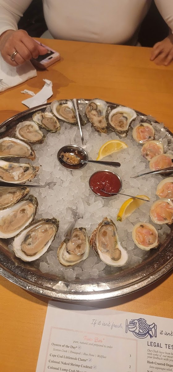 Legal Sea Foods - Dedham-6