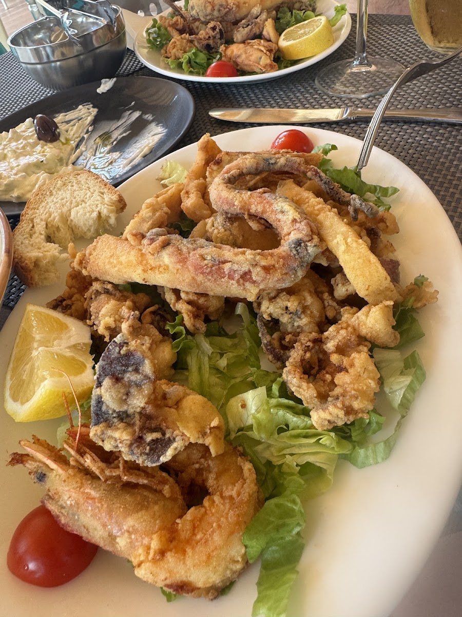 Legisi Beach Restaurant-3