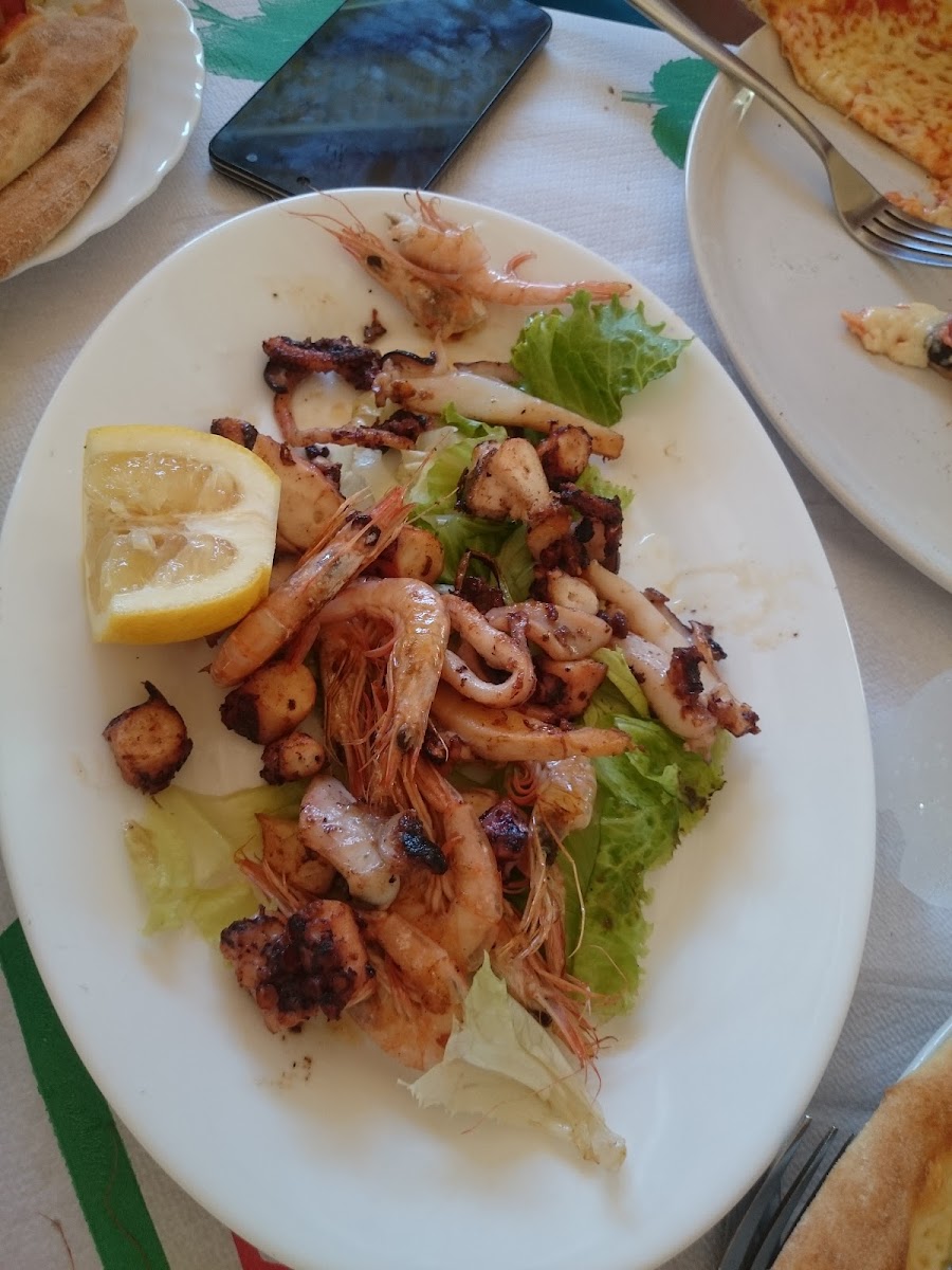 Legisi Beach Restaurant-5