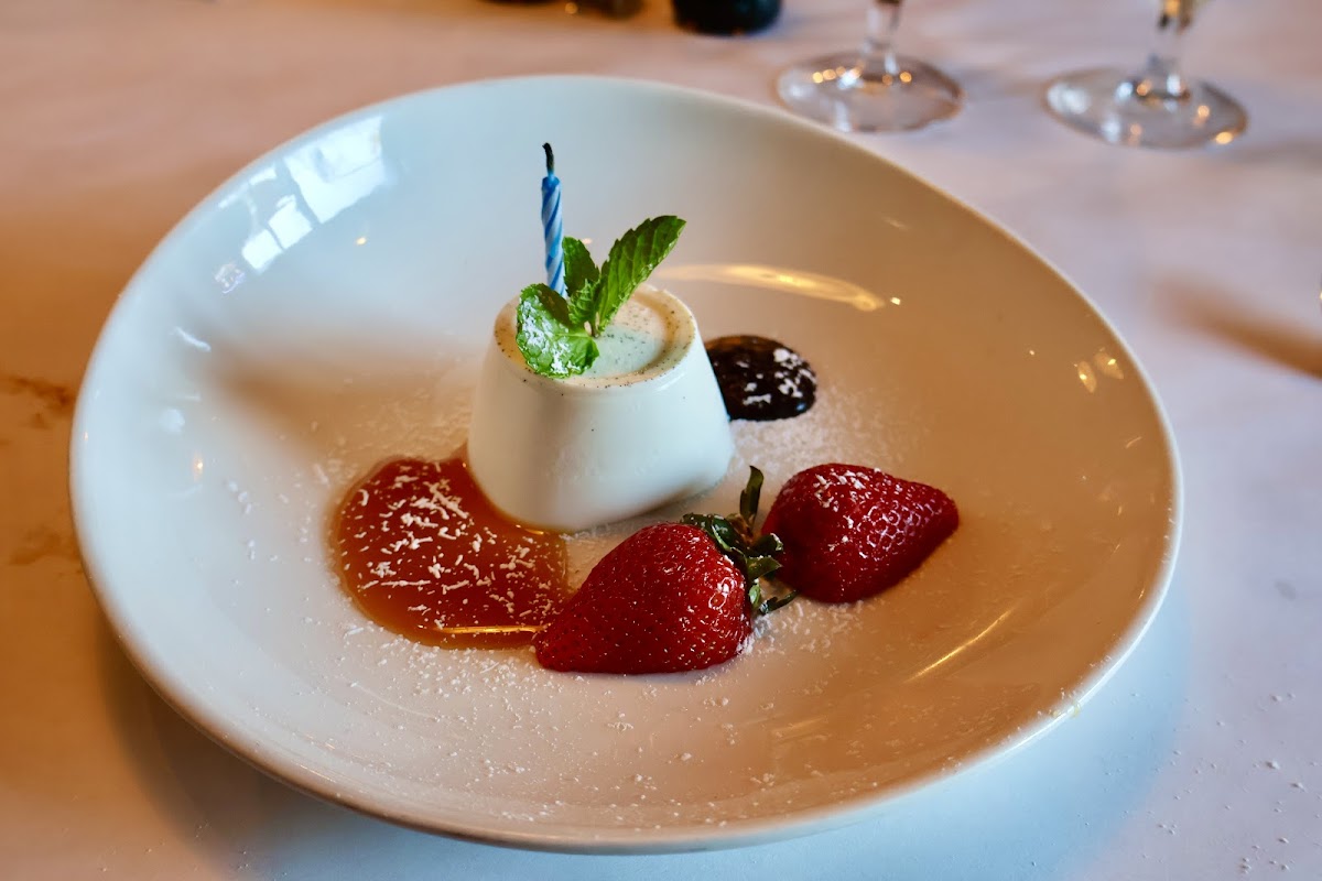 Leonardo's Ristorante-Pizzeria-3