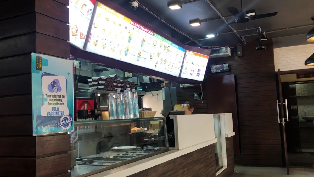 Leon's Burgers & Wings New Bel Road-2