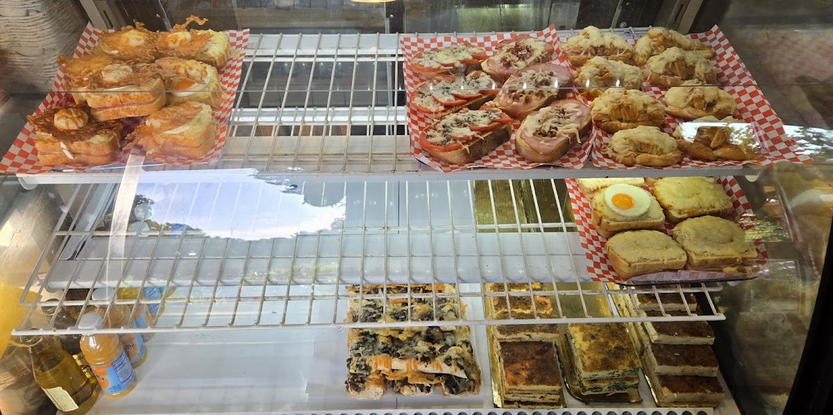 Les Pascals Patisserie Et Boulangerie-3